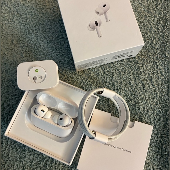 Apple AirPods Pro 2nd Generation